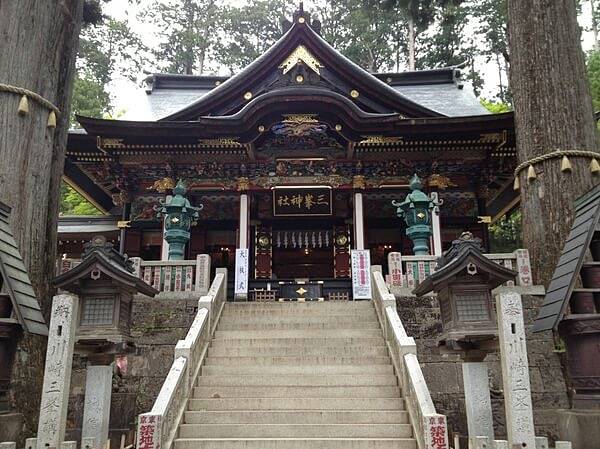三峯神社（埼玉県秩父市）拝殿