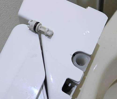 ウォシュレットの温水タンクから水漏れ②